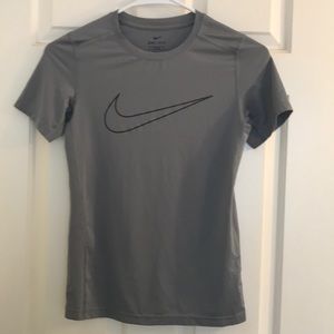Nike Boys Medium- Dri-fit short sleeve shirt